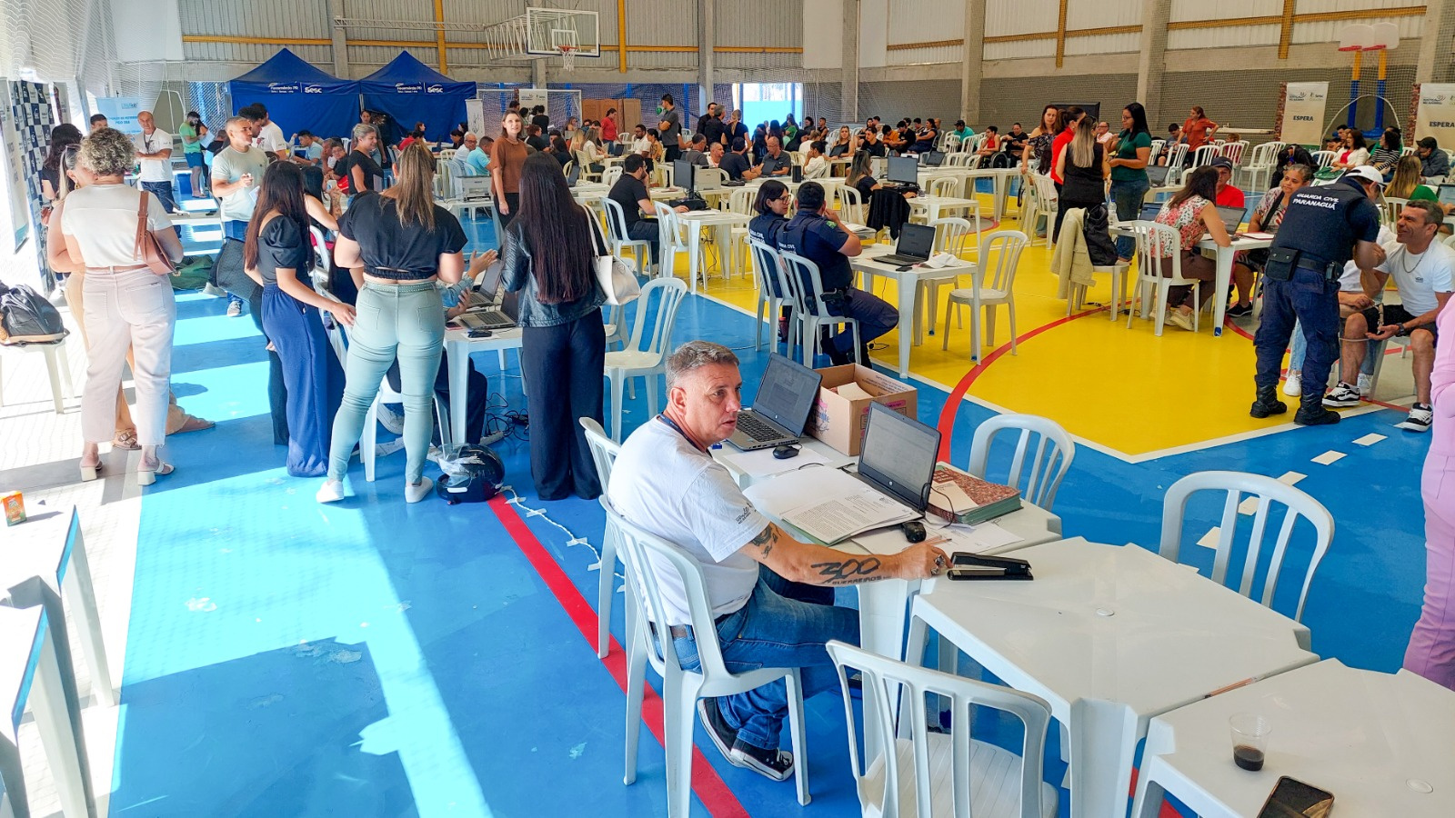 Justiça no Bairro termina com recorde de atendimentos em Paranaguá