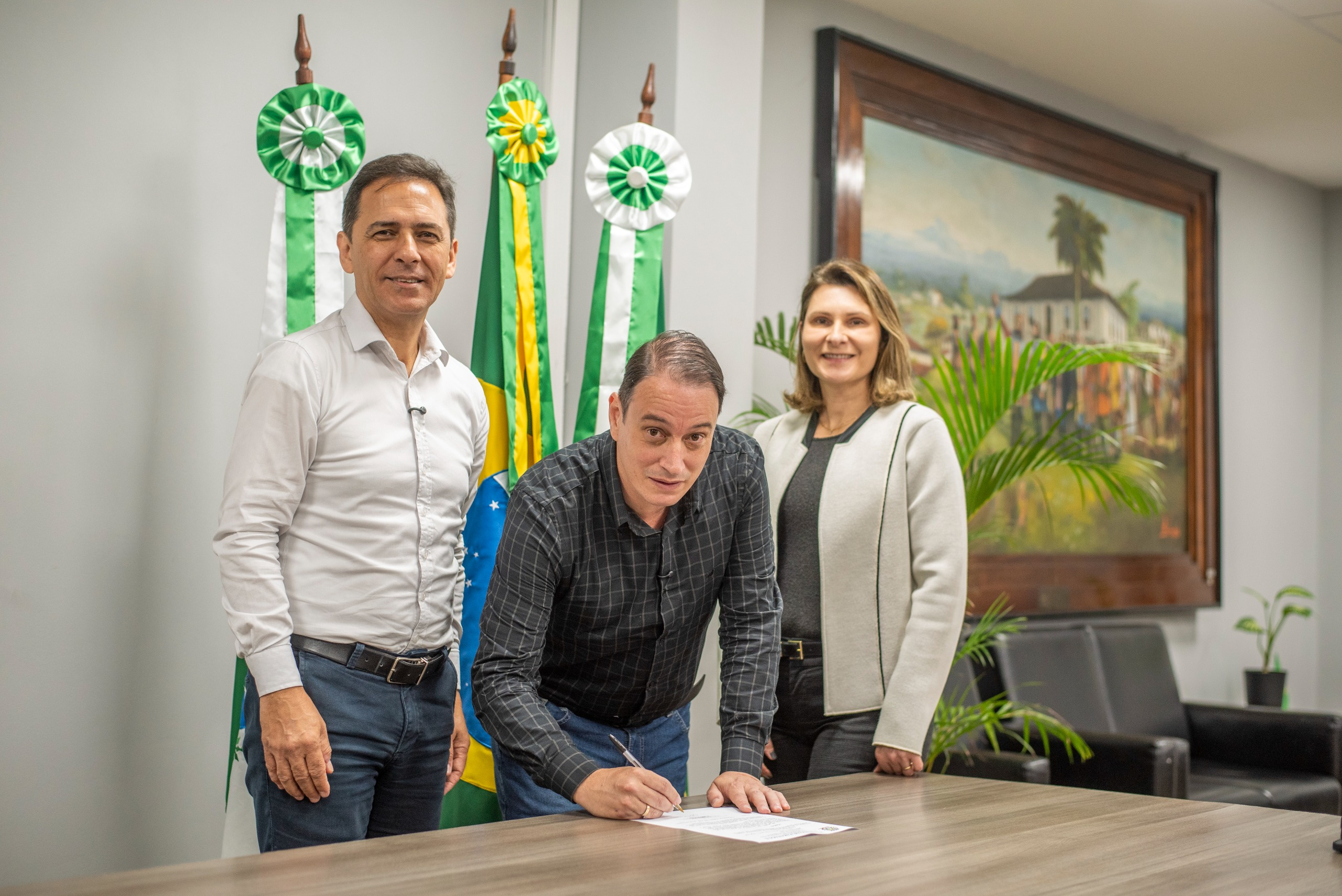 Prefeito Adriano Ramos anuncia novo secretário de Cultura e Turismo de Paranaguá