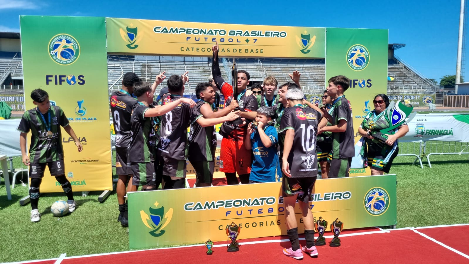Copa Brasileira de Menores movimenta Paranaguá e revela talentos locais no futebol society