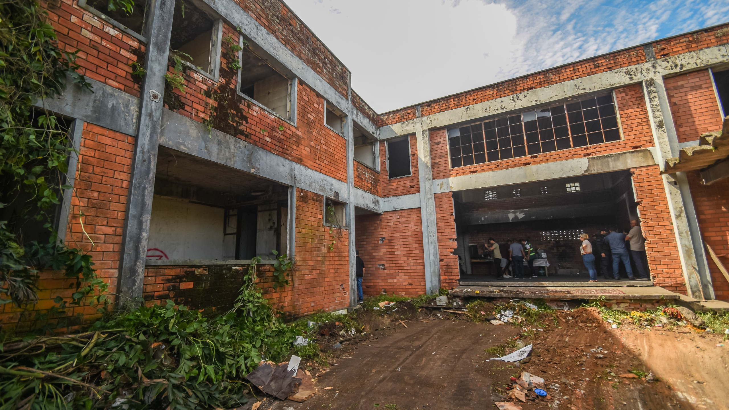 Operação Imóvel Seguro ocorre em prédio abandonado e devolve tranquilidade a moradores na região do Palmital