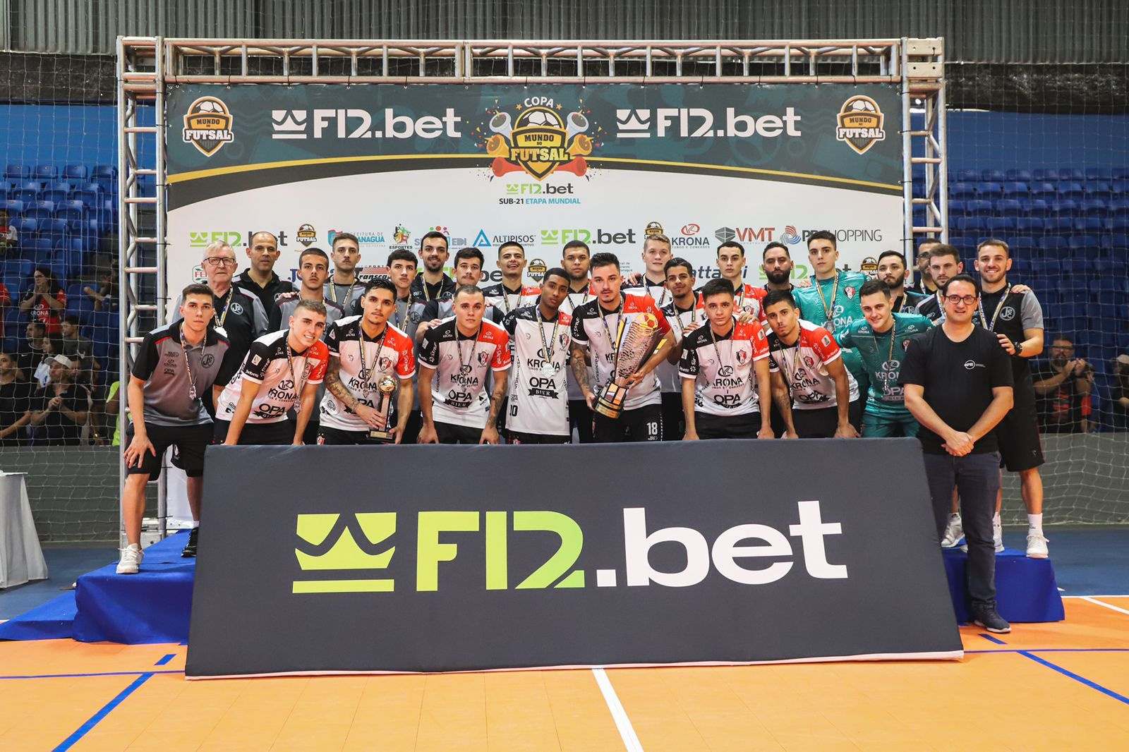 Campeões da Copa do Mundo de Futsal - Campeões dos Esportes