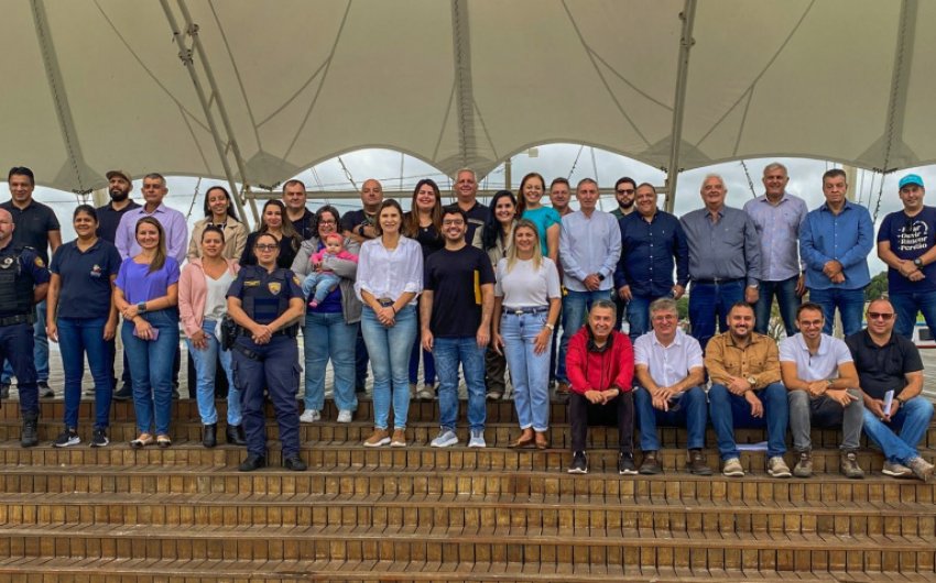 Festa do Dia do Trabalhador terá sorteio de prêmios e show da dupla Bruno e Barreto em Paranaguá