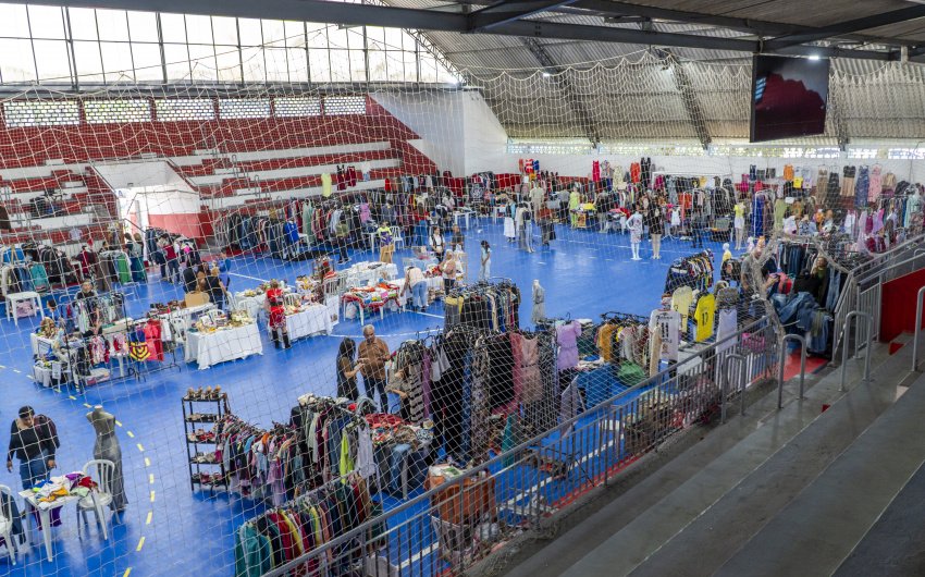 8º Encontro de Brechós e Feira da Mulher Empreendedora valoriza artesãs de Paranaguá